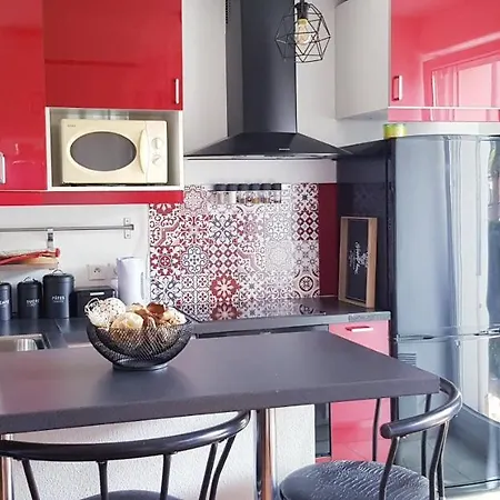 Chez Damien Κολμάρ